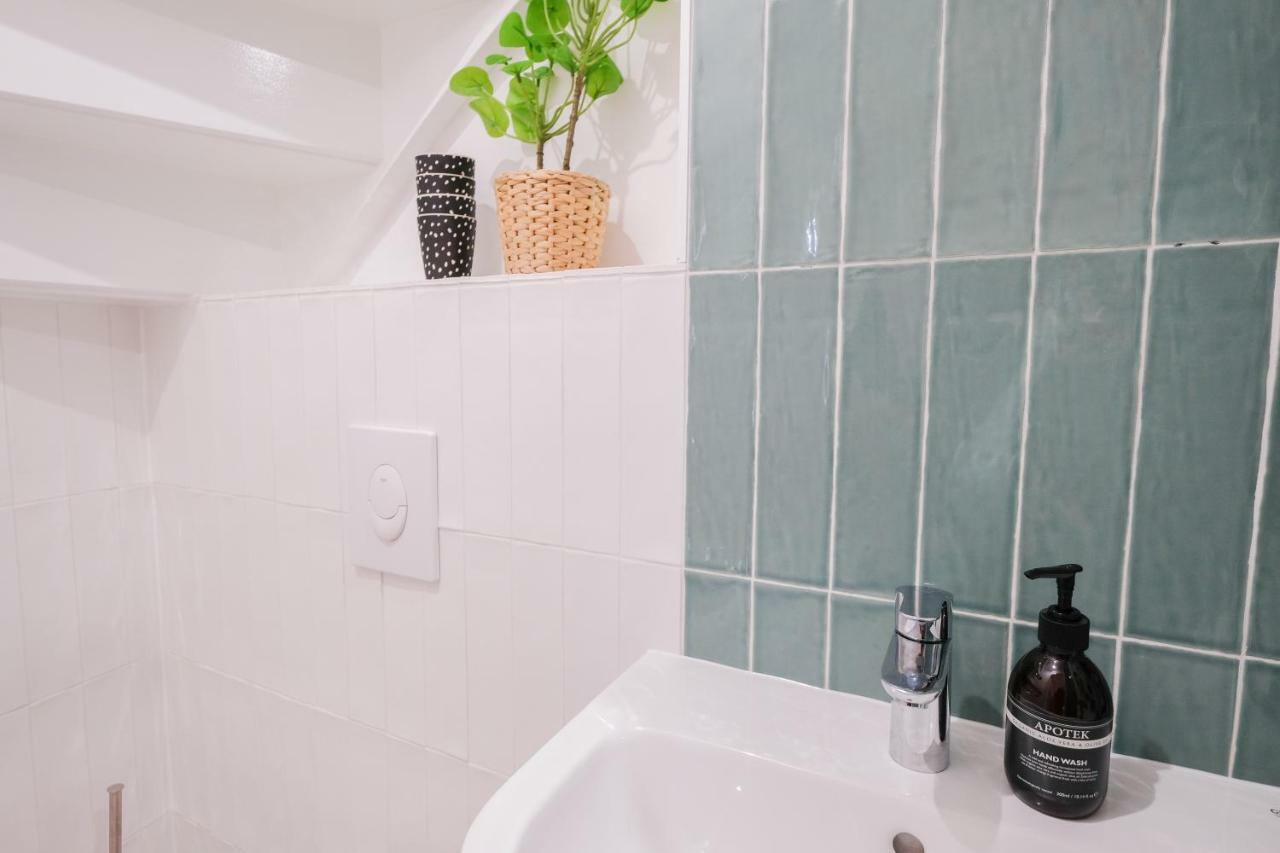 Tiny Private City Rooms Хаарлем Екстериор снимка